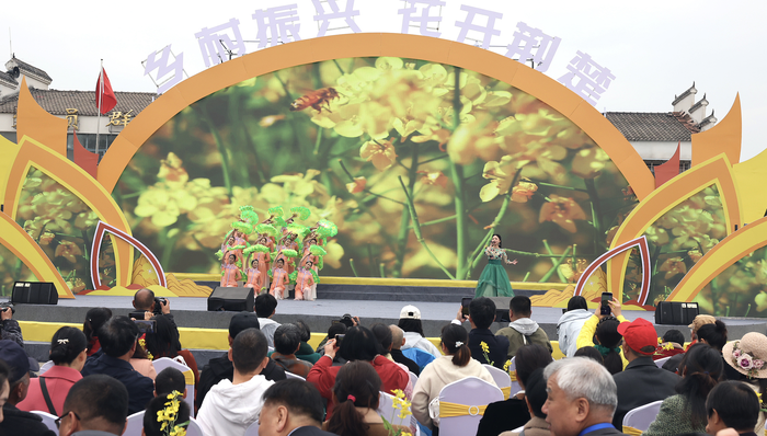 全国“最硬核”祭祖:广西人的清明“特种兵”挑战