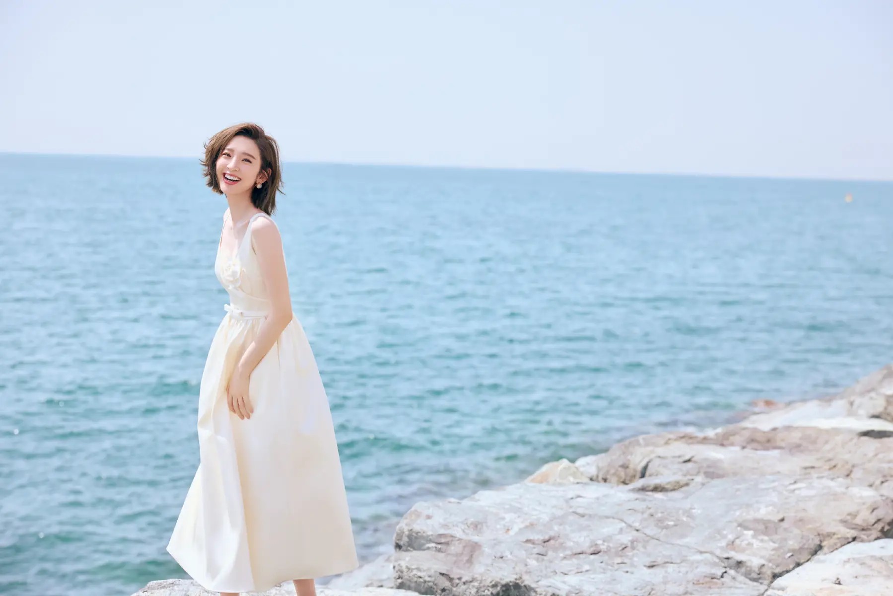 《忘了我记得》开播,刘若英执导,秦汉谢盈萱主演,父女亲情剧